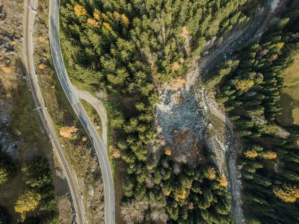 Flygfoto Väg Genom Skog Schweiz — Stockfoto