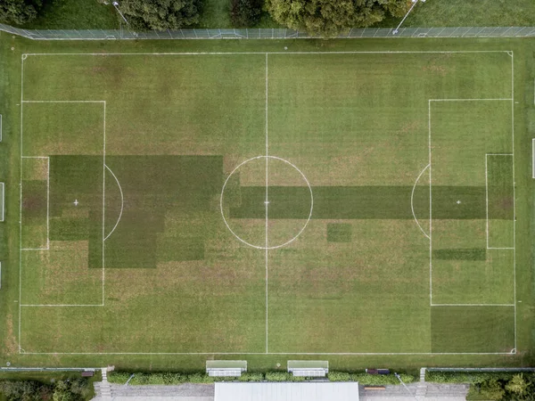 Luftaufnahme Des Grünen Fussballplatzes Für Den Fussball Der Schweiz — Stockfoto