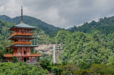 Japonya, Kii Dağları 'ndaki Seiganto-ji tapınağı.