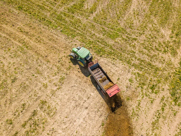 Aerial View Tractor Spreading Dung Agricultural Field Concept Fertilizing Field — Stock Photo, Image