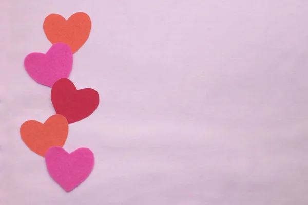 Renkli Kalpler Pembe Arka Planda Yatar Boşluğu Kopyala — Stok fotoğraf