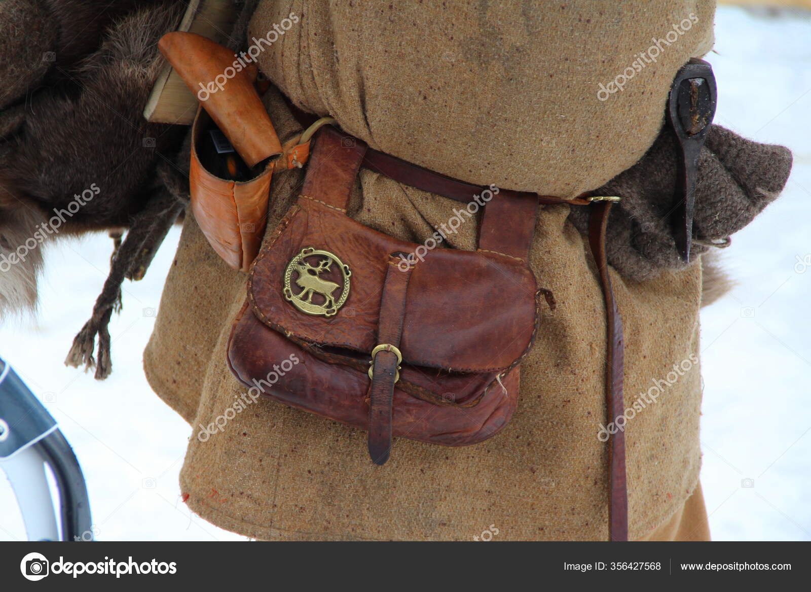 Man's Purse  Leather, Purses, Medieval