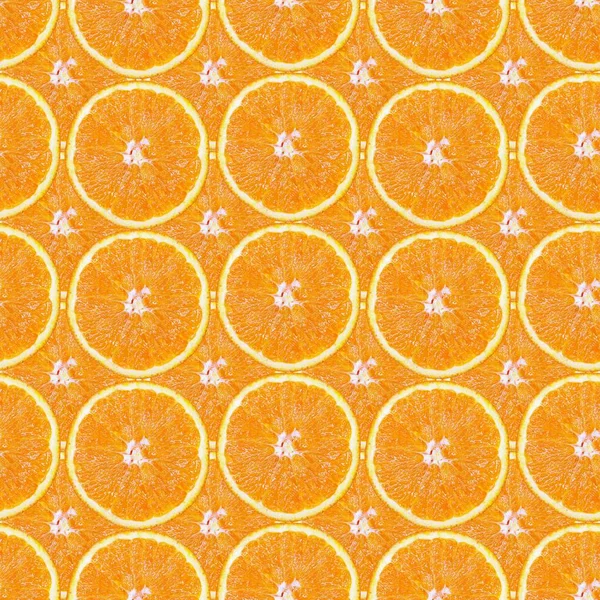 Bezproblemowy wzór soczystych plasterków pomarańczy w postaci płytek. Projektowanie opakowań i tła — Zdjęcie stockowe