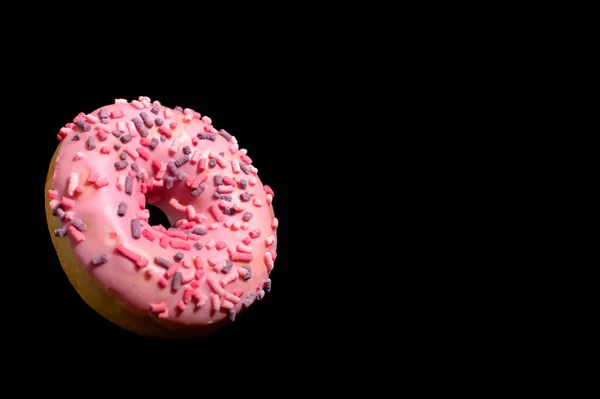 Donut com cobertura rosa e marshmellow. Duplo voador — Fotografia de Stock