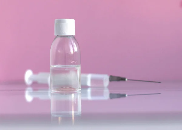 Glass Medicine Bottle Hyaluronic Collagen Syringe Copyspace Text Trendy Pink — Stock Photo, Image