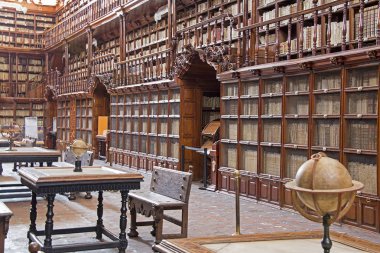  Eski İspanyol sömürge Kütüphane