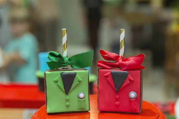 Personalized candy in green and red coat format — ストック写真