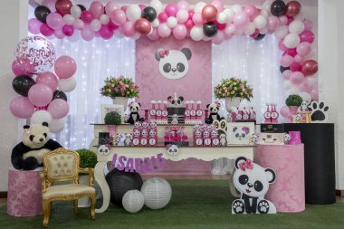 Panda Temalı Kız Partisi - Şekerler Masası.