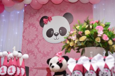 Panda Temalı Kız Partisi - Şekerler Masası.