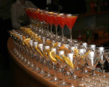 Satır gözlük içecekler