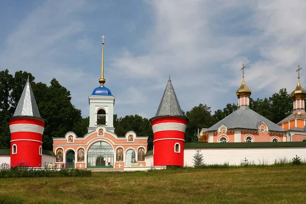 Berdsky Aleksandro-Nevsky Manastırı Sophronii