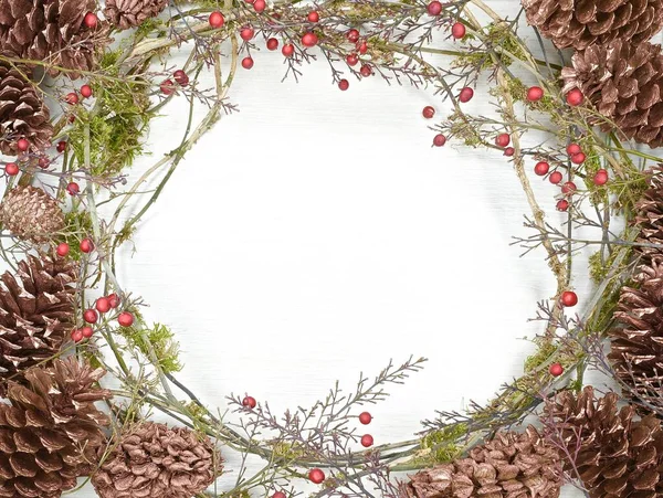 Wreath Golden Pine Cones Branches Berries — 스톡 사진