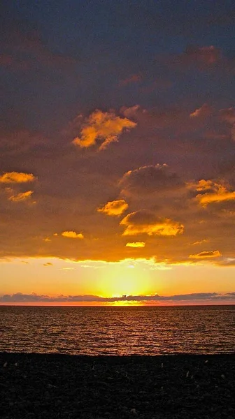 Nubes Coloridas Atardecer Coloreadas Por Sol Horizonte — Foto de Stock