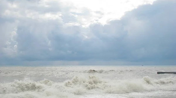 Nuvens Chuva Cinza Sobre Horizonte Mar — Fotografia de Stock