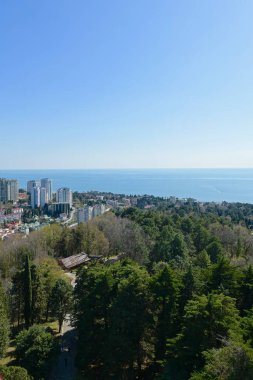 Güney şehri panoramasının en üst görüntüsü.