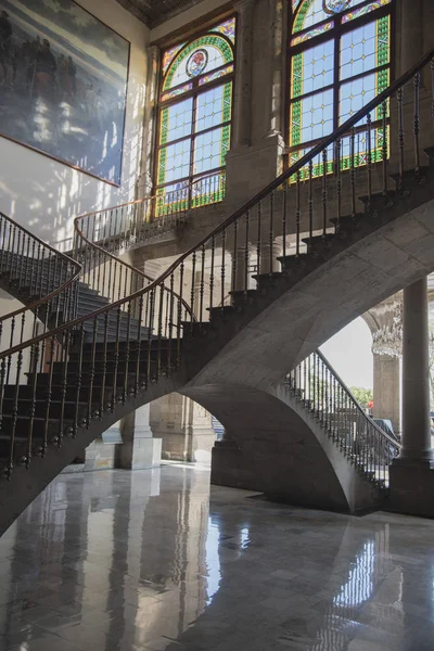 Merdivenlerden Chapultepec, Meksika