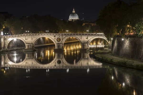 Antiguo Puente Roma — Foto de Stock