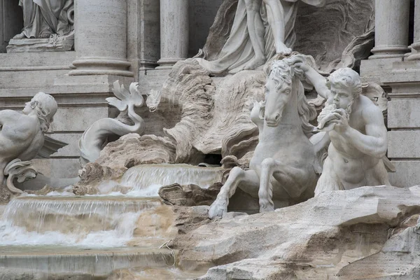 Fuente Trevi Roma Italia — Foto de Stock