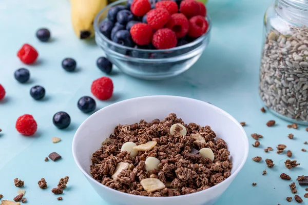 Muesli Med Bär Bordet — Stockfoto