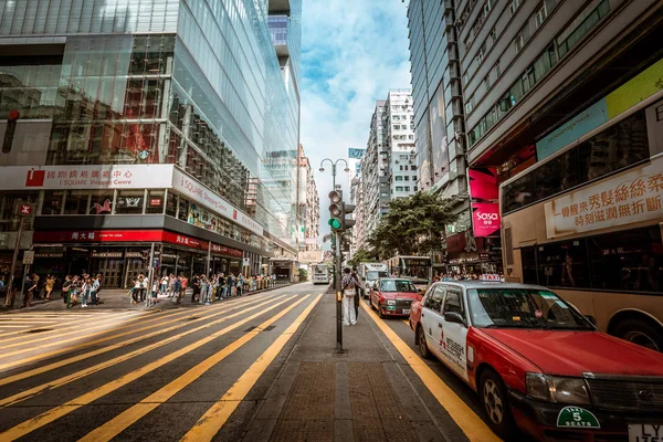 Vista de rua da famosa Nathan Road de Hong Kong — Fotografia de Stock