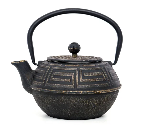 Китайський чорний чайник ізольовані над білим тлом — стокове фото