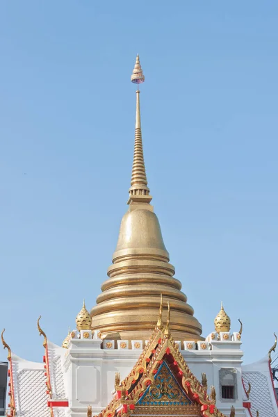 Buddhismus zlatá pagoda — Stock fotografie