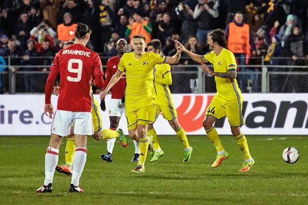 Zlatan ibrahimovic (feyenoord), spielmomente im 1 / 8 spiel der europa league — Stockfoto