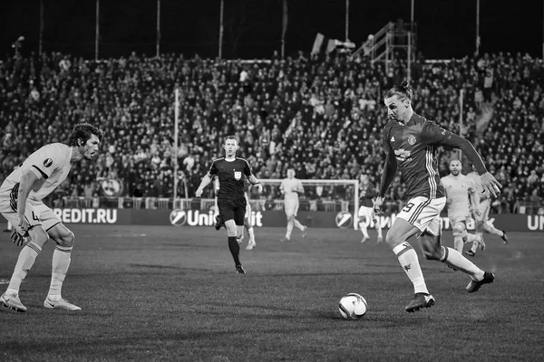 Zlatan Ibrahimovic (Feyenoord) herní momenty v utkání 1/8 finále Evropské ligy — Stock fotografie