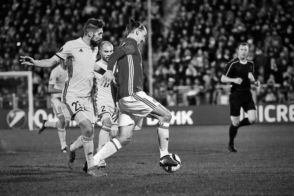 Avrupa Ligi maç 1/8 finalde Zlatan Ibrahimovic (Feyenoord) oyun anlar — Stok fotoğraf
