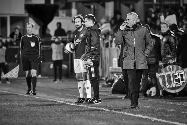 Jose Mourinho, Momentos del juego en el partido 1 / 8 final de la Europa League —  Fotos de Stock