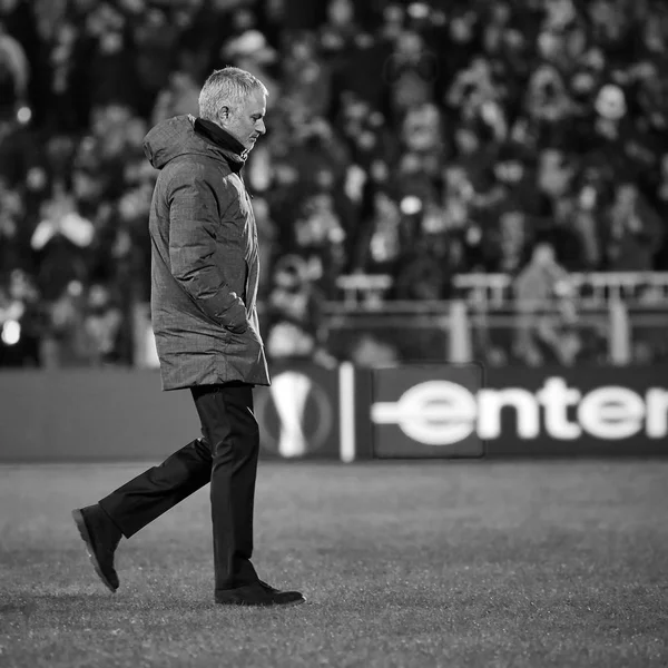 Jose Mourinho, Momentos del juego en el partido 1 / 8 final de la Europa League —  Fotos de Stock