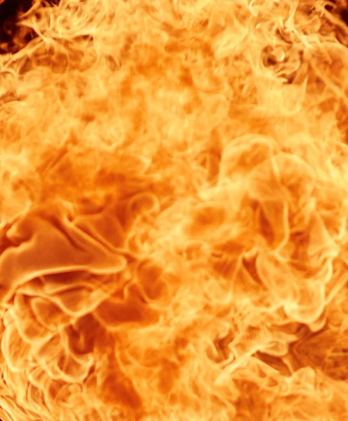 Plameny požáru. velký záblesk ohně — Stock fotografie