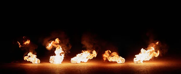 Brand flammor. stor blixt av brand — Stockfoto