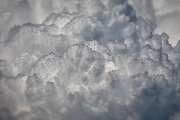 Fond nuageux. vue de la hauteur des nuages — Photo