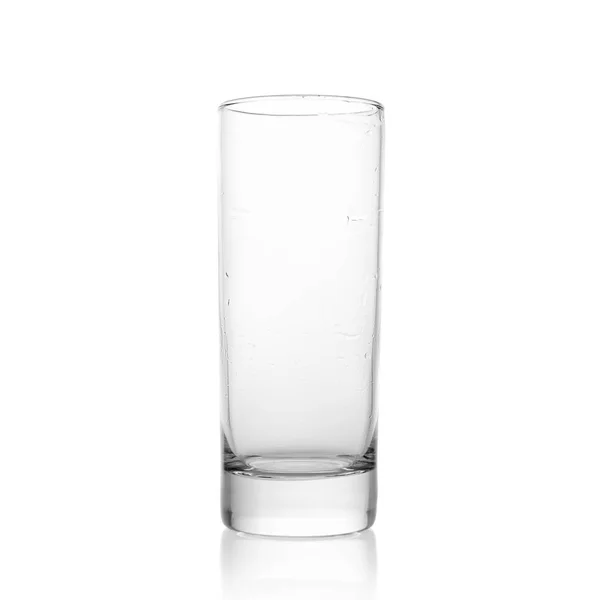 Vaso de vidrio sobre fondo blanco. vidrio alto, H20 — Foto de Stock