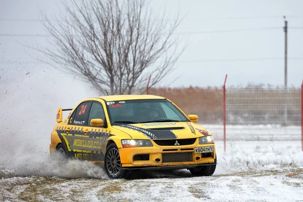 Rali de Inverno. Mitsubishi Eva — Fotografia de Stock