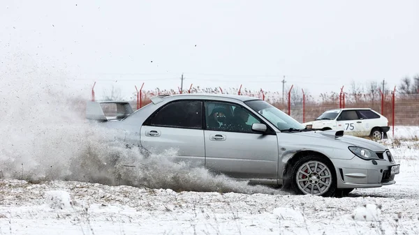 Rali de Inverno. Subaru Impreza wrx . — Fotografia de Stock