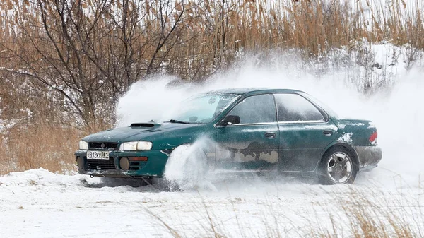 Rali de Inverno. Subaru Impreza wrx . — Fotografia de Stock