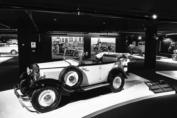 FIAT 508 Balilla 1932. Auto retrò in mostra. Auto d'epoca — Foto Stock