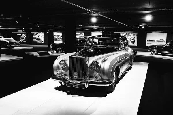 Rolls-Royce Silver Cloud. Lyxig retrobil. Klassisk bil — Stockfoto