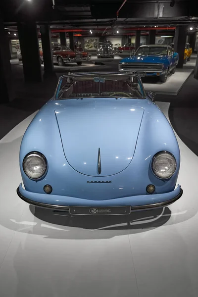 Porsche 356 Pre-A. Cabriolet. Retro car. Classic Car exhibition — 스톡 사진