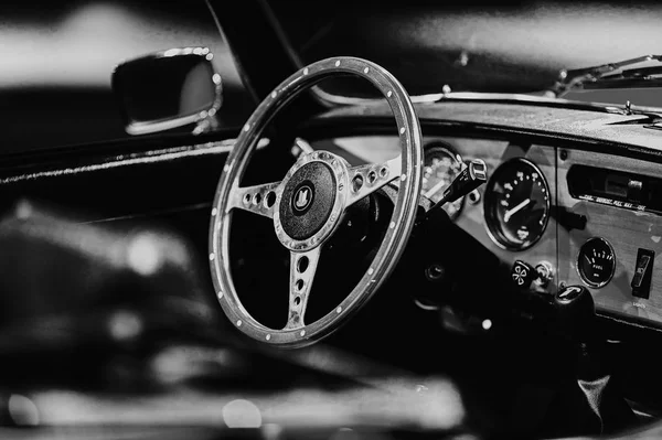 Zafer Spitfire. Retro araba. Klasik Araba Sergisi — Stok fotoğraf