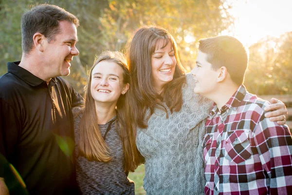 Familie zusammen — Stockfoto