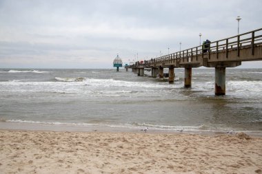 Zinnowitz 'in kullanışlı baltık denizindeki lağımı.