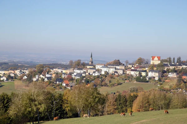 Den lilla staden Schoeneck i Vogtland — Stockfoto