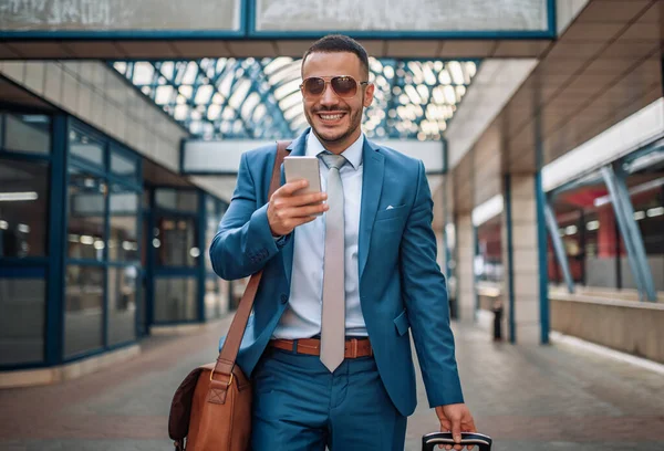 Enjoying good working day — Stock Photo, Image