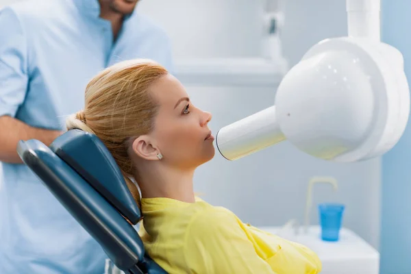 Zahnarzt röntgen — Stockfoto
