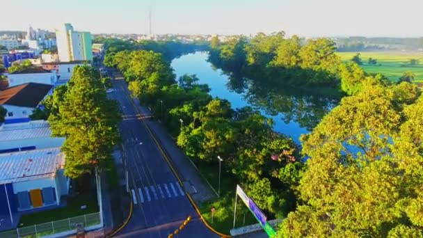 Hava Küçük Kasabası Nehir Kenti — Stok video