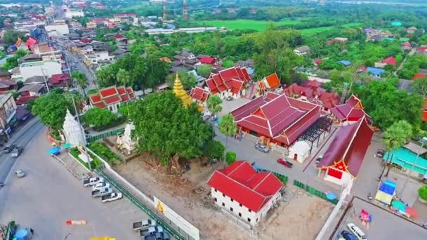 Aerial Thai Royal Flag Royal Buddhist Temple Chiang Mai Thailand — Stock video