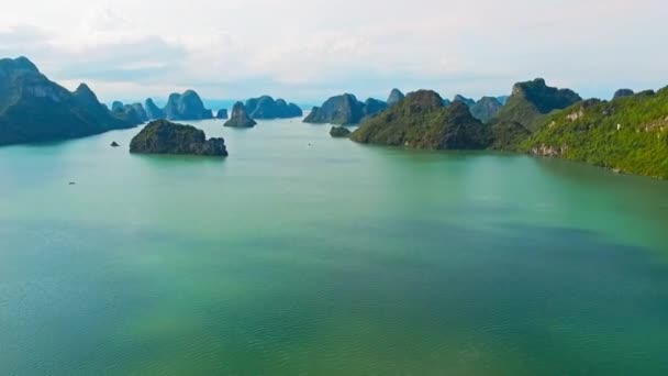 Aerial View Halong Long Bay Vietnam — стоковое видео